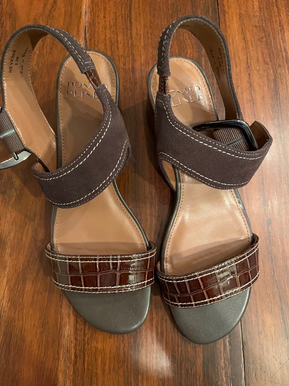 Donald Pliner sandals